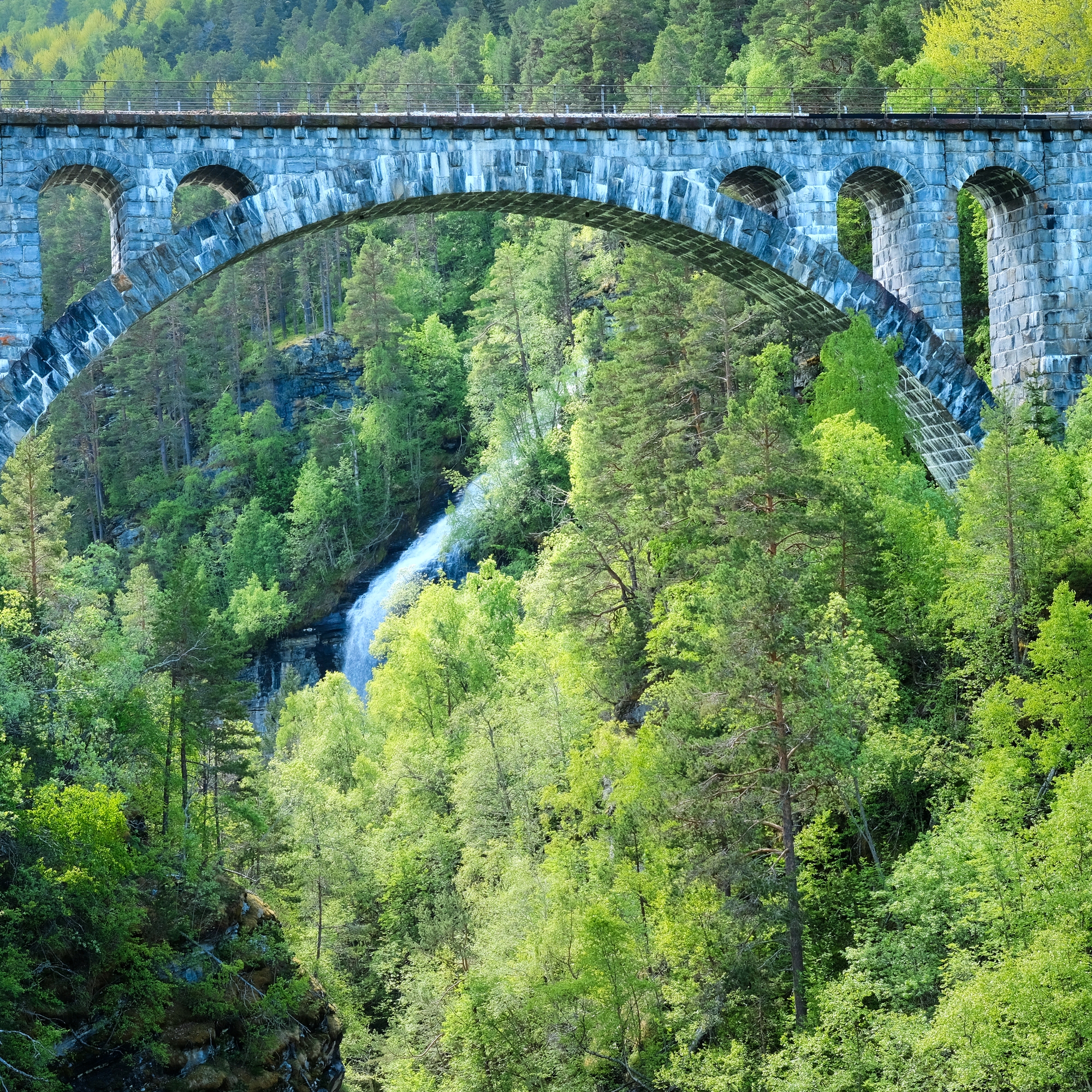 Kyllingbrua, Norway